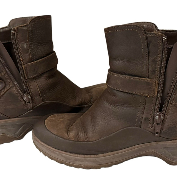 MERRELL “Eventyr” Waterproof Strap Boots - Picture 9 of 9